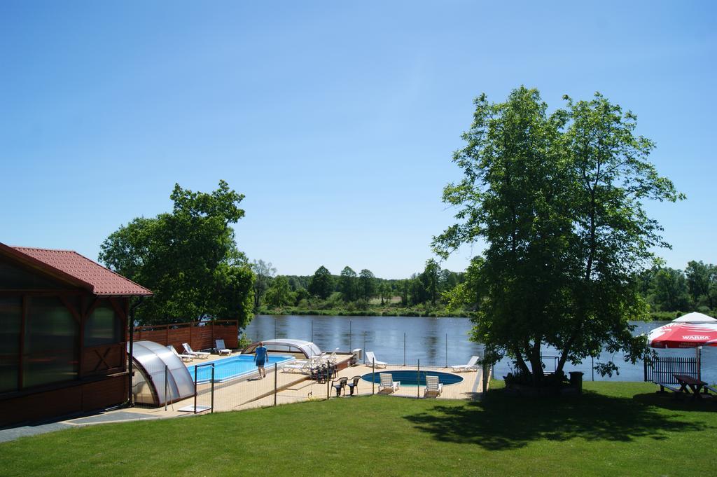 Dom Wczasowy Nadrzecze Bed and Breakfast Brok Buitenkant foto
