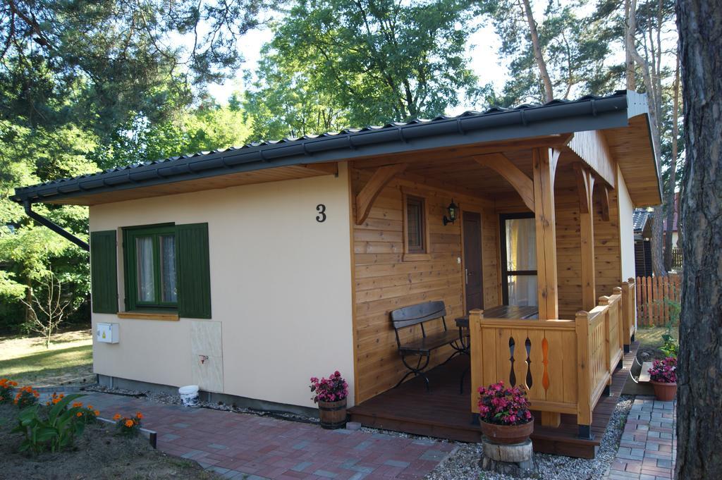 Dom Wczasowy Nadrzecze Bed and Breakfast Brok Buitenkant foto