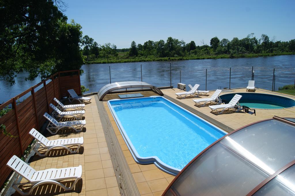 Dom Wczasowy Nadrzecze Bed and Breakfast Brok Buitenkant foto